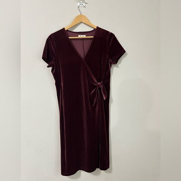 Madewell Wrap Dress in Burgundy - Picture 1 of 9